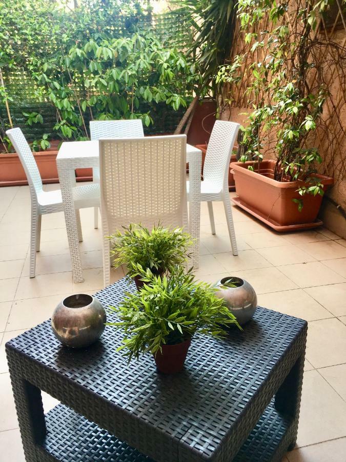 דירות רומא Chic 'N Charme Trastevere Terrace מראה חיצוני תמונה