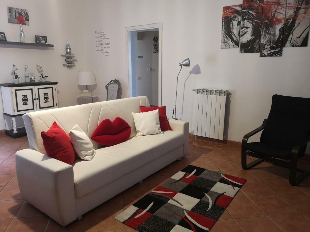 דירות רומא Chic 'N Charme Trastevere Terrace מראה חיצוני תמונה